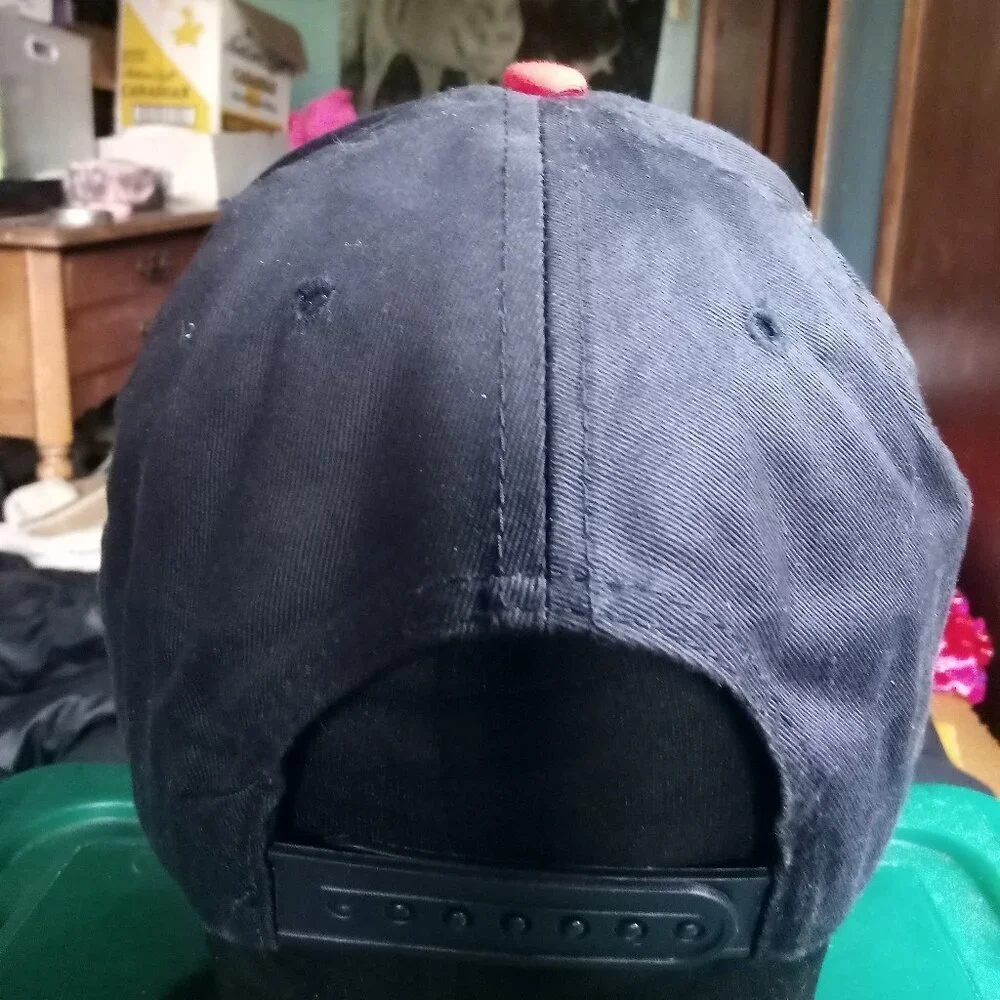 Deadstock Vintage Twins Atlanta Braves Two Tone Snap Hat Cap
